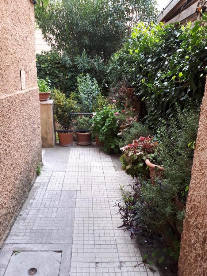 Tra Gianicolo E Trastevere Rome Luaran gambar