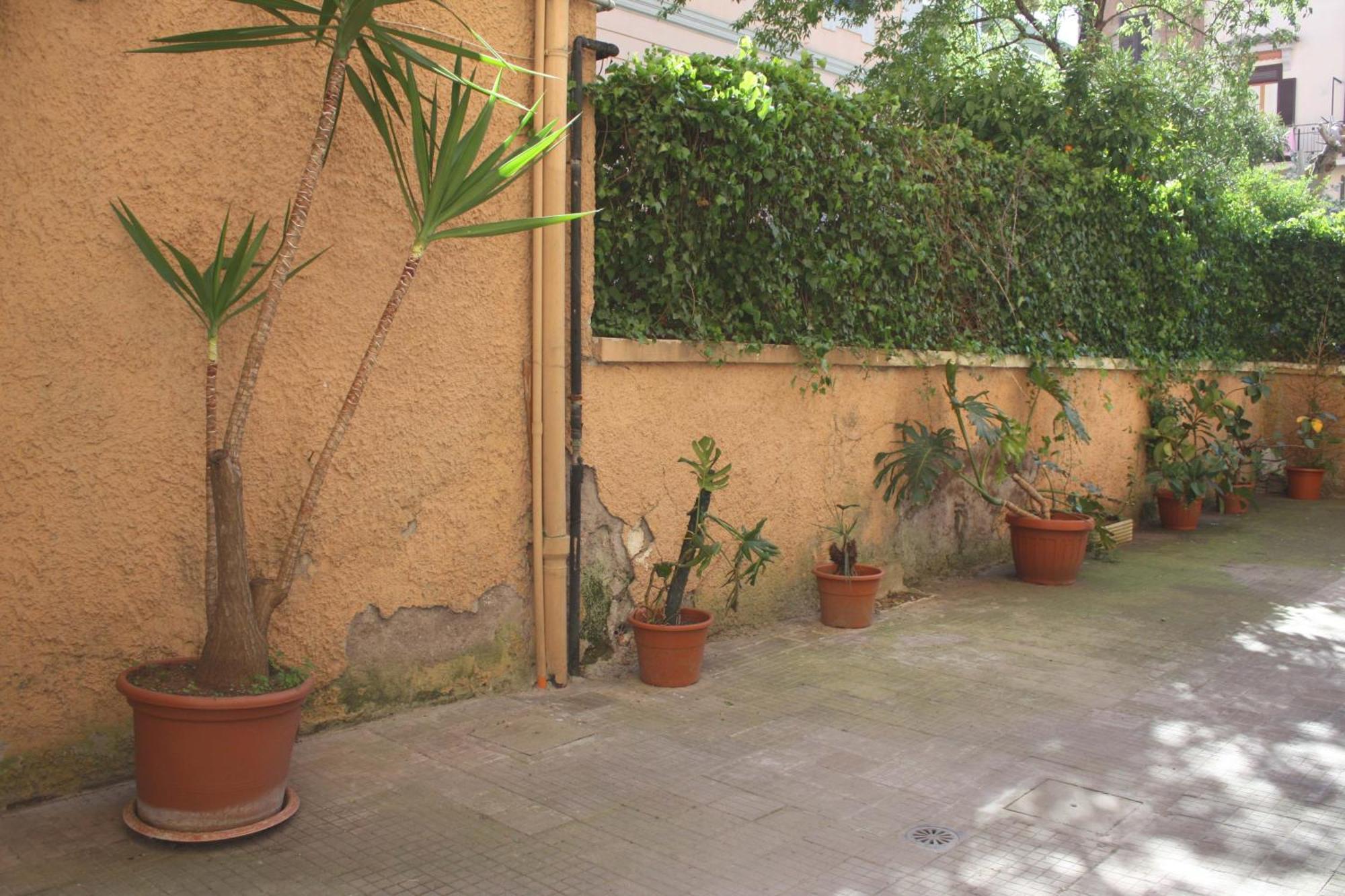 Tra Gianicolo E Trastevere Rome Luaran gambar